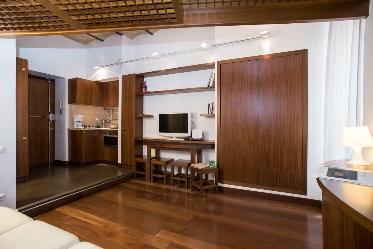 Trevi Fountain - Lovely Loft Apartment Róma Kültér fotó