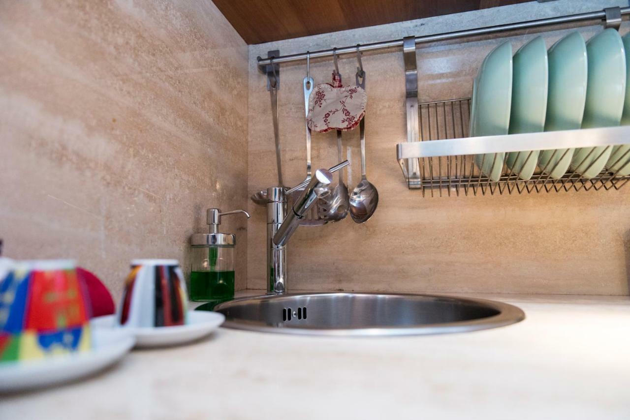 Trevi Fountain - Lovely Loft Apartment Róma Kültér fotó
